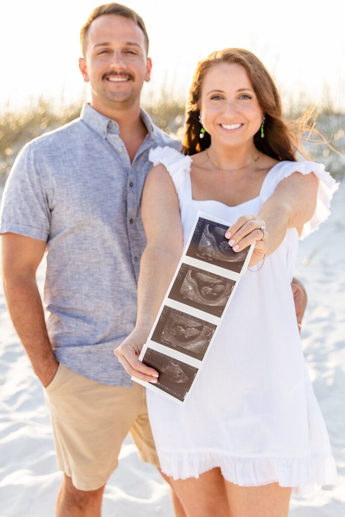 Pensacola, FL Gender Reveal Session on Pensacola Beach