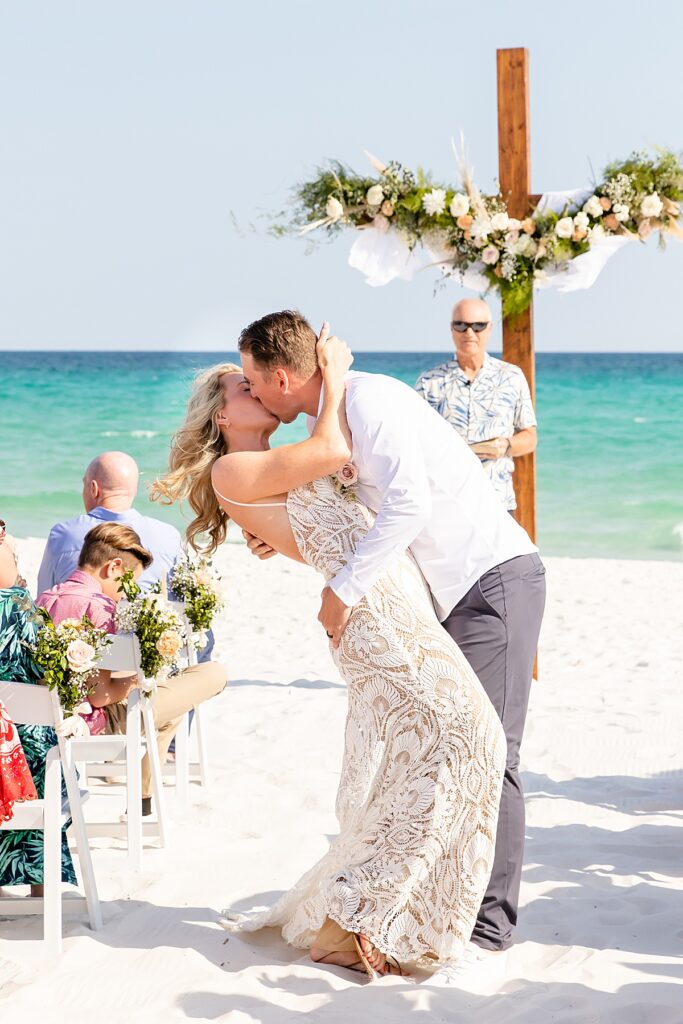 Pensacola, FL wedding on Pensacola Beach